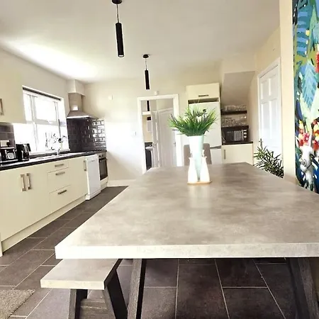 Apartment Beautiful Family By The Sea *